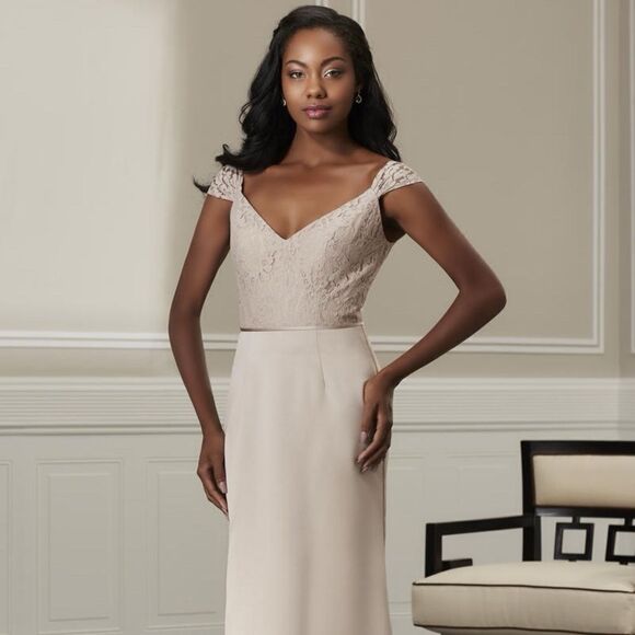 NWT Christina Wu Celebrations Formal Lace and Satin Maxi dress Sz 8 - Picture 6 of 10